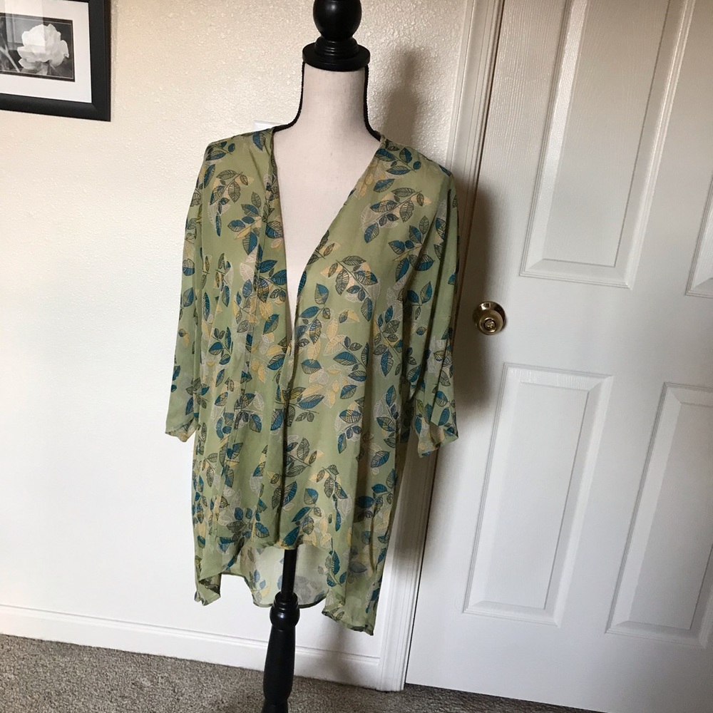 LulaRoe Monroe Sheer Duster Kimono